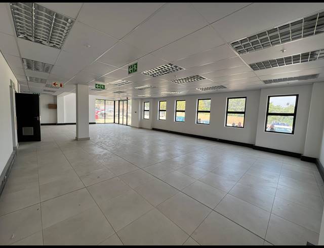 2,317M² WAREHOUSE FOR SALE IN MULDERSDRIFT